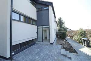 Saniertes großes Reiheneckhaus mit Garten und Garage in toller Lage von Lörrach-Salzert – Arend-Braye-Straße 40, 79540 Lörrach – Vorschaubild 2
