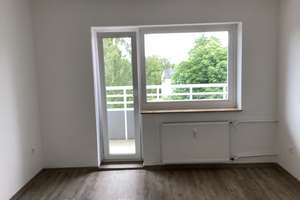 Renovierte 1 Zimmer Wohnung mit Balkon und Fahrstuhl, sofort anmietbar! – Brüder-Grimm-Ring 10, 23560 Moisling, Lübeck – Vorschaubild 6