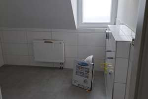 Helle, moderne 4-Zimmer-Wohnung in Oberhausen-Rheinhausen mit Hauscharakter – Poststr. 2, 68794 Oberhausen-Rheinhausen – Vorschaubild 9