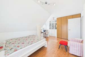 Freistehendes Familienhaus mit sonniger Terrasse, gemütlichem Garten, Einbauküche & Doppelgarage – Die vollständige Adresse der Immobilie erhältst du vom Anbieter., 40489 Wittlaer, Düsseldorf – Vorschaubild 14