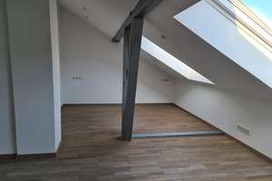 Exklusive 3,5-Zimmer-Dachgeschosswohnung mit Loggia, EBK und Stellplatz in Stuttgart – Werastraße 135, 70190 Stöckach, Stuttgart – Vorschaubild 15