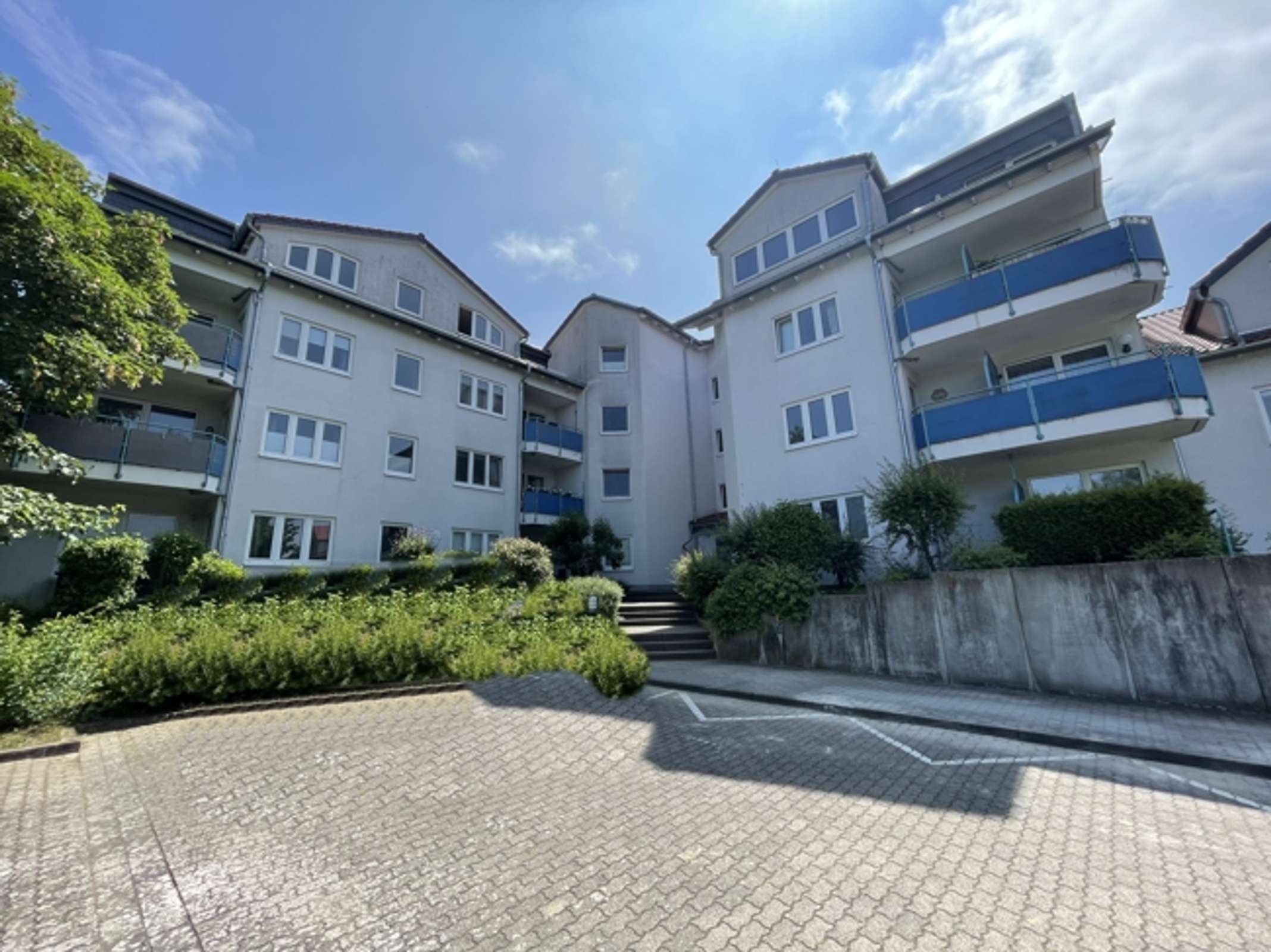 Eigennutzung oder Kapitalanlage: 2-Zimmer-Eigentumswohnung mit Balkon und TG-Stellplatz in Weende