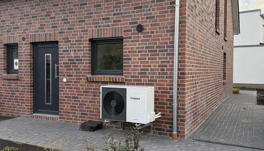 Bild von ANFRAGE-Stop!   DHH Neubau zu vermieten, Nähe Fliegerhorst