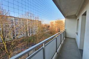 Noch ein paar Handgriffe und dann ist sie bereit! Ihre neue 3-Zimmer-Wohnung wartet! – 1169 Gorbitz-Ost, Dresden – Vorschaubild 5