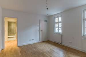 JETZT! *Paul & Partner* ALTBAUPERLE IN BESTLAGE VON WIESBADEN! – Die vollständige Adresse der Immobilie erhältst du vom Anbieter., 65183 Mitte, Wiesbaden – Vorschaubild 2
