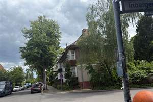 Attratives Landhaus am Rüdesheimer Platz - Denkmalgeschützte DHH