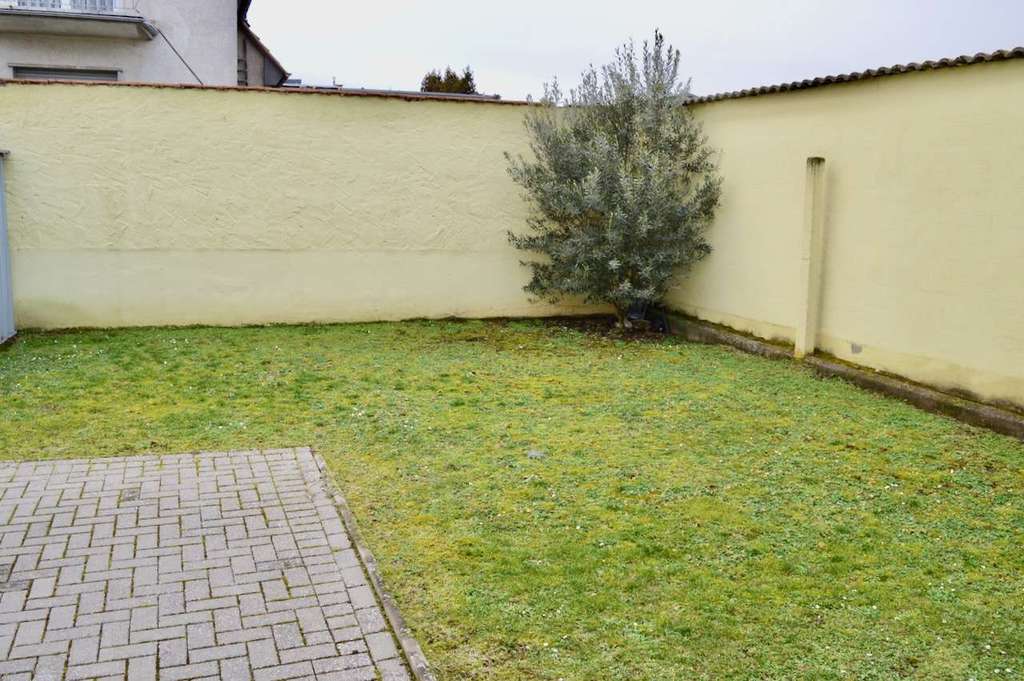 Immobilie in Kruft - Zuhause mit Zukunft – Freistehendes Ein- bis Zweifamilienhaus mit Potenzial und Charakter - Bild 3