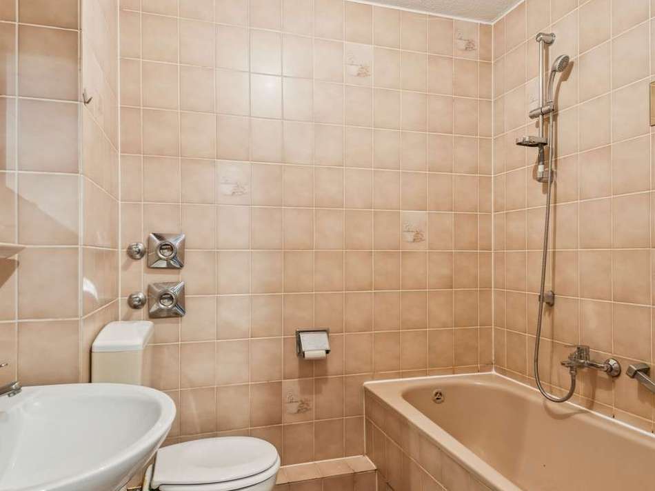 Badezimmer (whg-links)