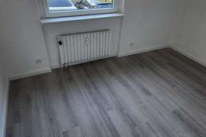 Erdgeschoß-frisch renoviert-separater Eingang-Balkon-Tiefgarage-von Privat – Elmshorner Straße 15, 25421 Pinneberg – Vorschaubild 14