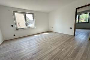 Wunderschöne Erdgeschosswohnung nach Sanierung mit Balkon und Garten zu vermieten – Die vollständige Adresse der Immobilie erhältst du vom Anbieter., 31141 Itzum-Marienburg, Hildesheim – Vorschaubild 4