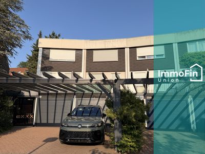 Wohnkomfort auf drei Ebenen – Exklusives Reihenmittelhaus mit Kamin, Balkone und Garage