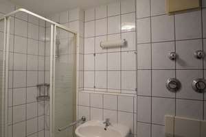 Gemütliche 1-Zimmer-Wohnung in verkehrsgünstiger Lage in Fürth – Die vollständige Adresse der Immobilie erhältst du vom Anbieter., 90763 Nördliche Südstadt, Fürth – Vorschaubild 2