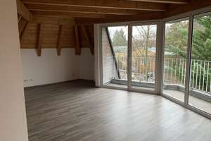 2-Zimmer Dachgeschosswohnung in Lankwitz