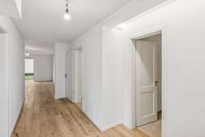Neubau-Erstbezug – großzügige, lichtdurchflutete Erdgeschosswohnung mit Nord-Ost-Süd-Ausrichtung – Hanauerstr. 6, 86165 Lechhausen-Süd, Augsburg – Vorschaubild 7