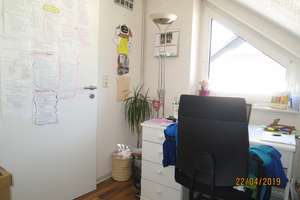 Helle, freundliche 2,5 Z.-Wohnung + kleines Büro Super zentral! Im 2 Familienhaus mit PKW-Stellplatz – Die vollständige Adresse der Immobilie erhältst du vom Anbieter., 33100 Kernstadt, Paderborn – Vorschaubild 9