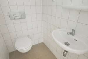 Familienfreundliche 4,5 Zi.-Wohnung  mit Balkon. Wintergarten, Grünblick, in Nähe Rhein & ISD – Die vollständige Adresse der Immobilie erhältst du vom Anbieter., 40489 Kaiserswerth, Düsseldorf – Vorschaubild 13