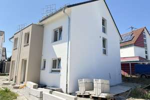 Doppelhaushälfte - Moderne Architektur- Fertigstellung Ende 2026