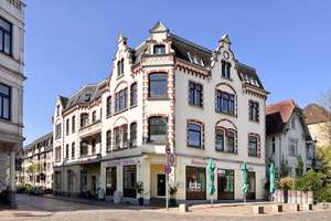 4-Zimmer-Eigentumswohnung im Herzen von Neumünster – Zentral, Komfortabel, Ideal zum Einziehen! – Die vollständige Adresse der Immobilie erhältst du vom Anbieter., 24534 Stadtmitte, Neumünster – Vorschaubild 1
