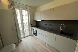 hübsch möblierte moderne 2-Zimmer-Wohnung  in Berlin-Mitte – Schlegelstraße 32, 10115 Berlin – Vorschaubild 2