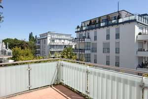 Moderne 3-Zimmer-Wohnung mit großem Balkon in 
Bogenhausen – Die vollständige Adresse der Immobilie erhältst du vom Anbieter., 81925 Oberföhring, München – Vorschaubild 3