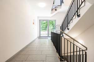 Moderne Maisonettewohnung mit Hauscharakter, überdachter Terrasse und großem Sonnenbalkon – Die vollständige Adresse der Immobilie erhältst du vom Anbieter., 22397 Wohldorf-Ohlstedt, Hamburg – Vorschaubild 12
