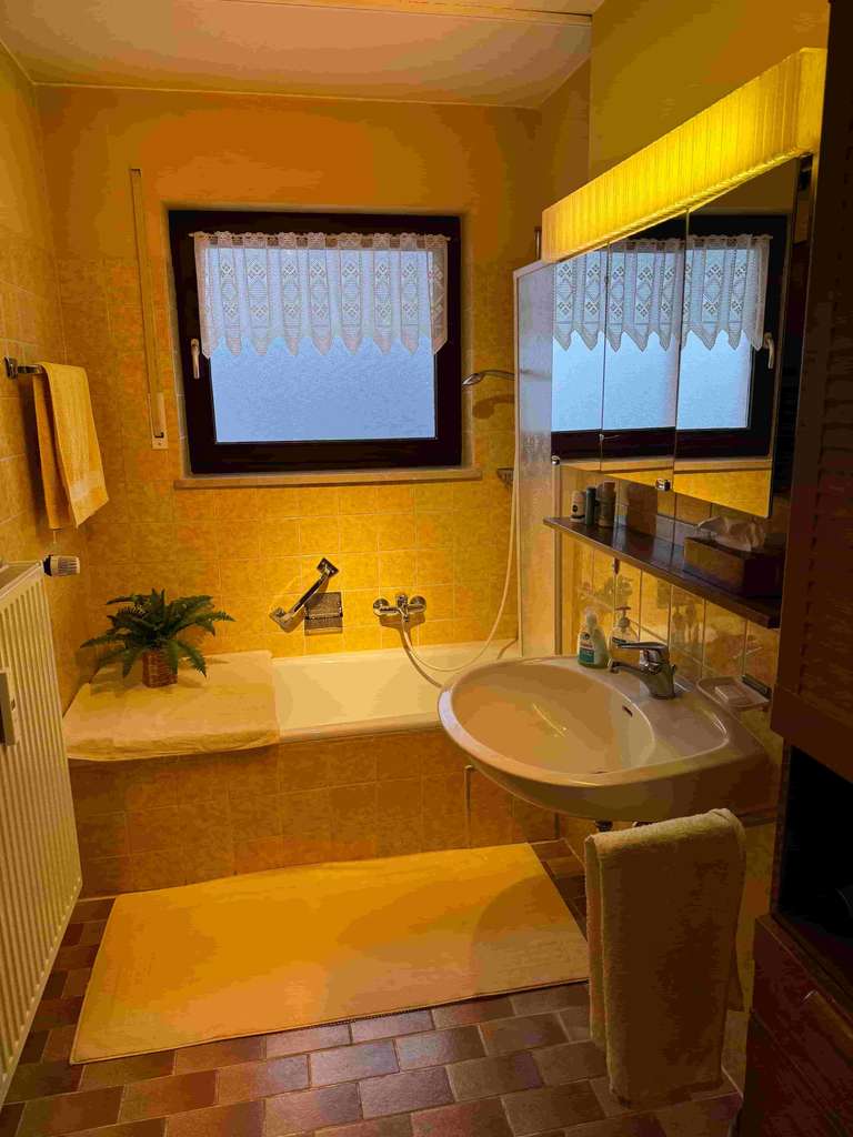 Immobilie in Marktoberdorf - Schöne 4 Zimmer Whg mit Bergblick - Bild 1