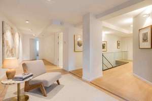 Licht, Raum, Stil – Münchens versteckte Maisonette – Die vollständige Adresse der Immobilie erhältst du vom Anbieter., 81675 Steinhausen, München – Vorschaubild 9