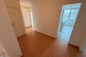 Helle 3-Zimmer-Wohnung mit Charme – Ideal für kleine Familien oder Paare! – Angerburger Allee 53, 14055 Westend, Berlin – Vorschaubild 5