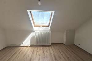 Charmantes Zweifamilienhaus mit Garten und großzügigen Wohnbereichen – Die vollständige Adresse der Immobilie erhältst du vom Anbieter., 66763 Dillingen/Saar – Vorschaubild 15
