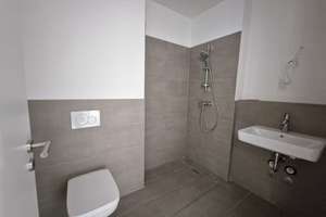 Moderne 4-Zimmer-Wohnung mit 3 Schlafzimmern, Loggia & Balkon zum Wohlfühlen in begehrter Rheinlage – Die vollständige Adresse der Immobilie erhältst du vom Anbieter., 55130 Weisenau, Mainz – Vorschaubild 8