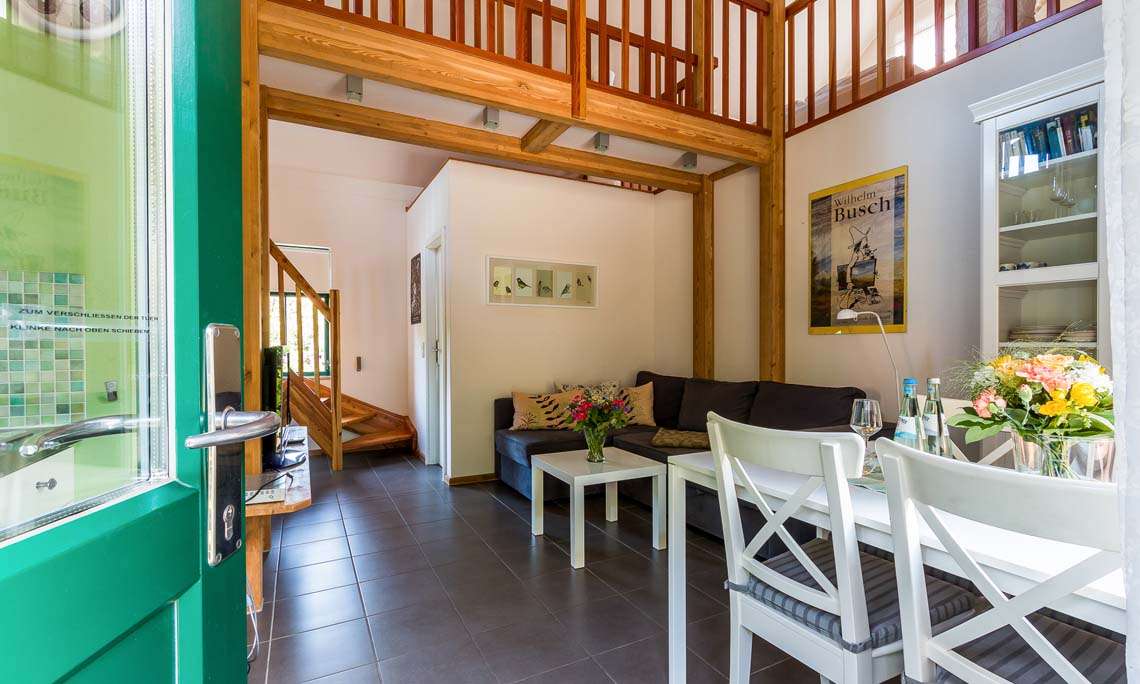 Immobilie in Dierhagen - Historisches Fischlandhaus mit 2 kleinen Ferienhäusern - Bild 11