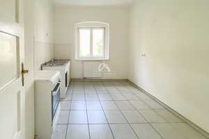 RENOVIERUNGSBEDARF | 2 ZIMMER MIT BALKON IN DER GRÜNEN OASE - PRENZLAUER BERG | PROVISIONSFREI | – John-Schehr-Straße 61, 10407 Berlin – Vorschaubild 3