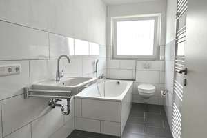 Moderne zentrale 2 ZKBB Wohnung in Bi-Heepen mit große Balkon!