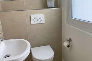 Teilmöbliertes 5-Zimmer Rheinhaus bei Kaiserswerth (nähe ISD) in Düsseldorf – Die vollständige Adresse der Immobilie erhältst du vom Anbieter., 40474 Lohausen, Düsseldorf – Vorschaubild 4