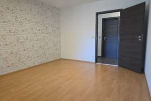 Großzügige 4-Zimmer-Wohnung mit Loggia, TG-Stellplatz, Wallbox und Keller – Die vollständige Adresse der Immobilie erhältst du vom Anbieter., 90429 Muggenhof, Nürnberg – Vorschaubild 12