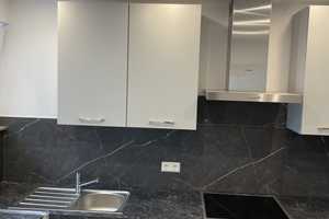 Geschmackvolle 4-Zimmer-Wohnung mit EBK in Metzingen – Reutlingen (Kreis) – Vorschaubild 1