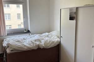 WG- geeignete großzügige 5-Zimmer-Wohnung in Düsseldorf-Lierenfeld – Die vollständige Adresse der Immobilie erhältst du vom Anbieter., 40231 Lierenfeld, Düsseldorf – Vorschaubild 17