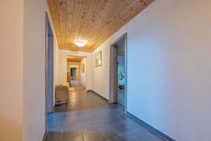 Großes Zweifamilienhaus bestehend aus angebautem Neubau zur Eigennutzung und Altbau mit Wohnrecht – Die vollständige Adresse der Immobilie erhältst du vom Anbieter., 84364 Bad Birnbach – Vorschaubild 23