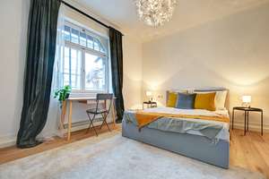 möblierte lichtdurchflutete 2-Zi Altbauwohnung im Stuttgarter Süden mit Balkon – Hahnstraße 43, 70199 Heslach, Stuttgart – Vorschaubild 6
