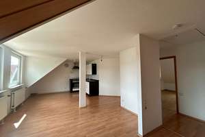 3 Zimmer Dachgeschosswohnung in Hannover Stöcken – Moorhoffstraße 14, 30419 Stöcken, Hannover – Vorschaubild 3