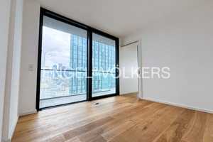 Exklusive Zwei-Zimmer-Wohnung im Eden Tower mit atemberaubendem Ausblick – Frankfurt am Main – Vorschaubild 4