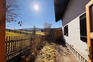 Zum Renovieren! Älteres Einfamilienhaus mit schönem Bergblick – Die vollständige Adresse der Immobilie erhältst du vom Anbieter., 83677 Reichersbeuern – Vorschaubild 5