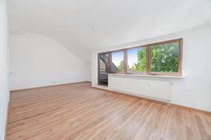 Ganz oben zuhause - Helle 2-Zimmer-Dachgeschosswohnung mit sonniger Süd-Dachterrasse – Die vollständige Adresse der Immobilie erhältst du vom Anbieter., 81737 Altperlach, München – Vorschaubild 3