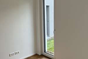 Geschmackvolle 3-Raum-Wohnung mit Terrasse und Küche in Ingolstadt – Egerlandstraße 3a-b, 85053 Südost, Ingolstadt – Vorschaubild 13
