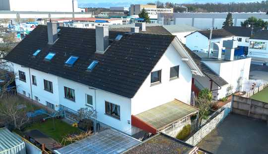 Bild von Wohnen & Arbeiten unter einem Dach - Gepflegtes 1-2 Familienhaus mit Werkstatt