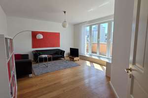 Exklusives Penthouse in Altona: Maisonette-Wohntraum mit Dachterrasse & Wintergarten