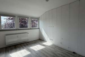Helle, großzügige 4 Zimmer-Wohnung mit  Gäste-WC – Am Badezentrum 154, 47800 Bockum, Krefeld – Vorschaubild 11