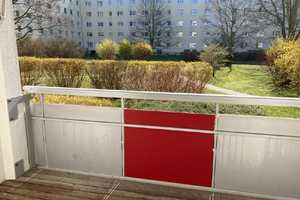 ...sofort frei: 2-Zi.-Wohnung mit Balkon in ruhiger Seitenstraße – Robert-Sterl-Straße 5b, 1219 Dresden – Vorschaubild 4