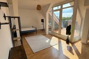 Room in rooftop apartment - fully furnished – Voltastraße 1, 13629 Berlin – Vorschaubild 1
