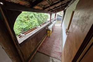 Verkauf: Schnuckeliges Einfamilienhaus mit Weitblick und Sanierungsbedarf in Höhenlage von Höchberg – Die vollständige Adresse der Immobilie erhältst du vom Anbieter., 97204 Höchberg – Vorschaubild 11